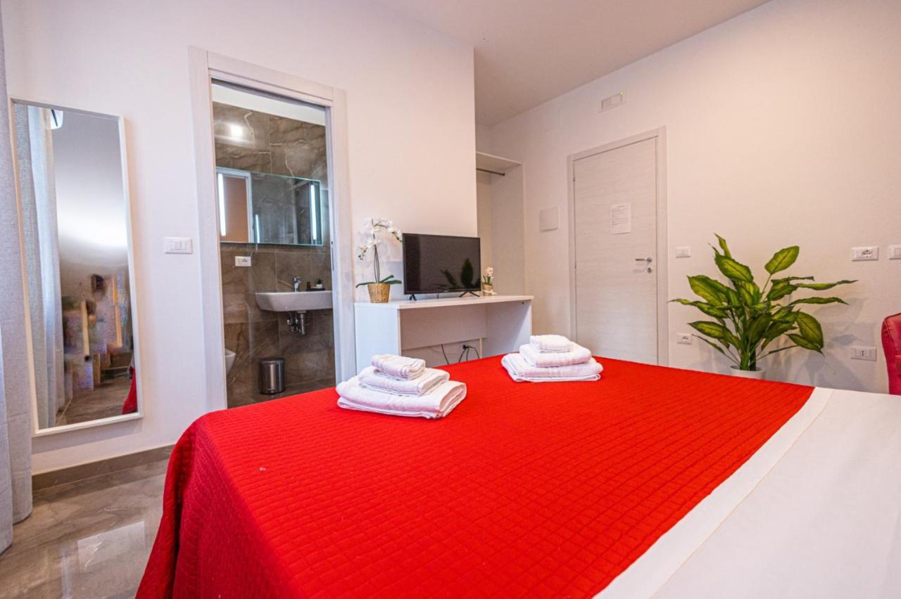 Suebi Rooms แตร์โมลิ ภายนอก รูปภาพ