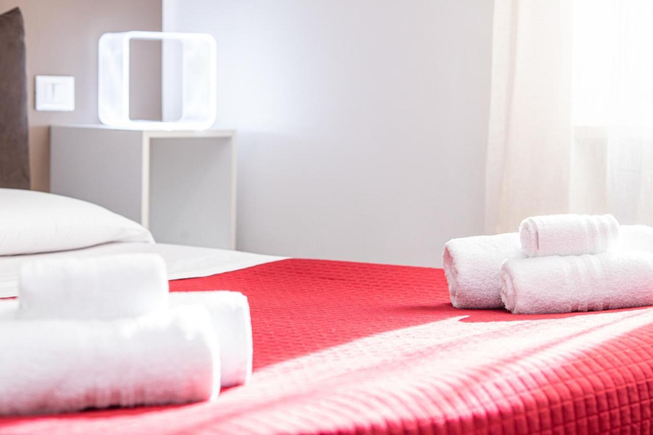 Suebi Rooms แตร์โมลิ ภายนอก รูปภาพ